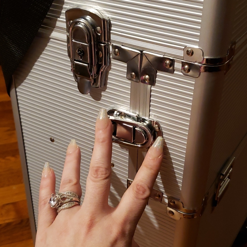 Makeup trunk - Picture 3 of 11